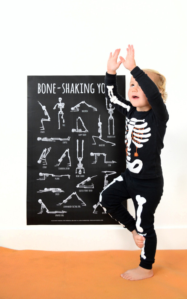 skeleton yoga pants